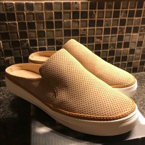 Tan slide on mules shoes size 8